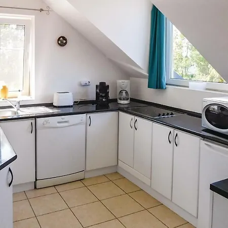 Awesome In W/ Wifi, 4 Bedrooms And Outdoor Swimming Pool Apartment